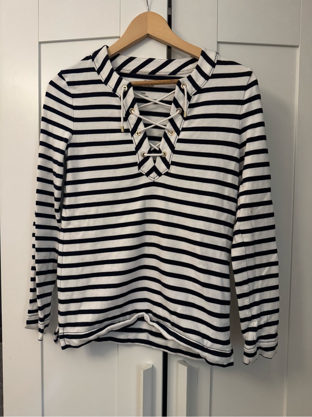 Kate Spade Nautical / Coastal look - Striped Lace-Up top - White & Navy